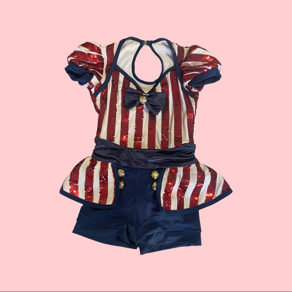 Weismann girls dance costume. Size IC. Complete with hat